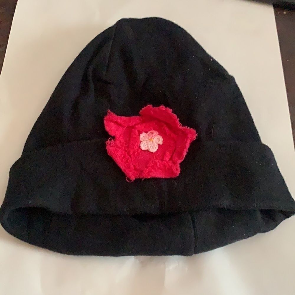 Tega Baby 12-24 month black hat with pink flower